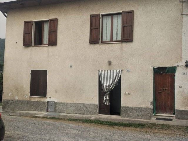 Villa in 
        Via Pantano
      , Carpineti - Foto 1