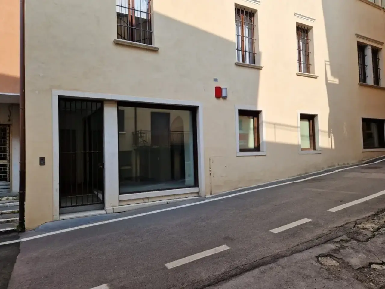 Ufficio in Via Monte Valderoa 2, Feltre, {3} - Foto 2