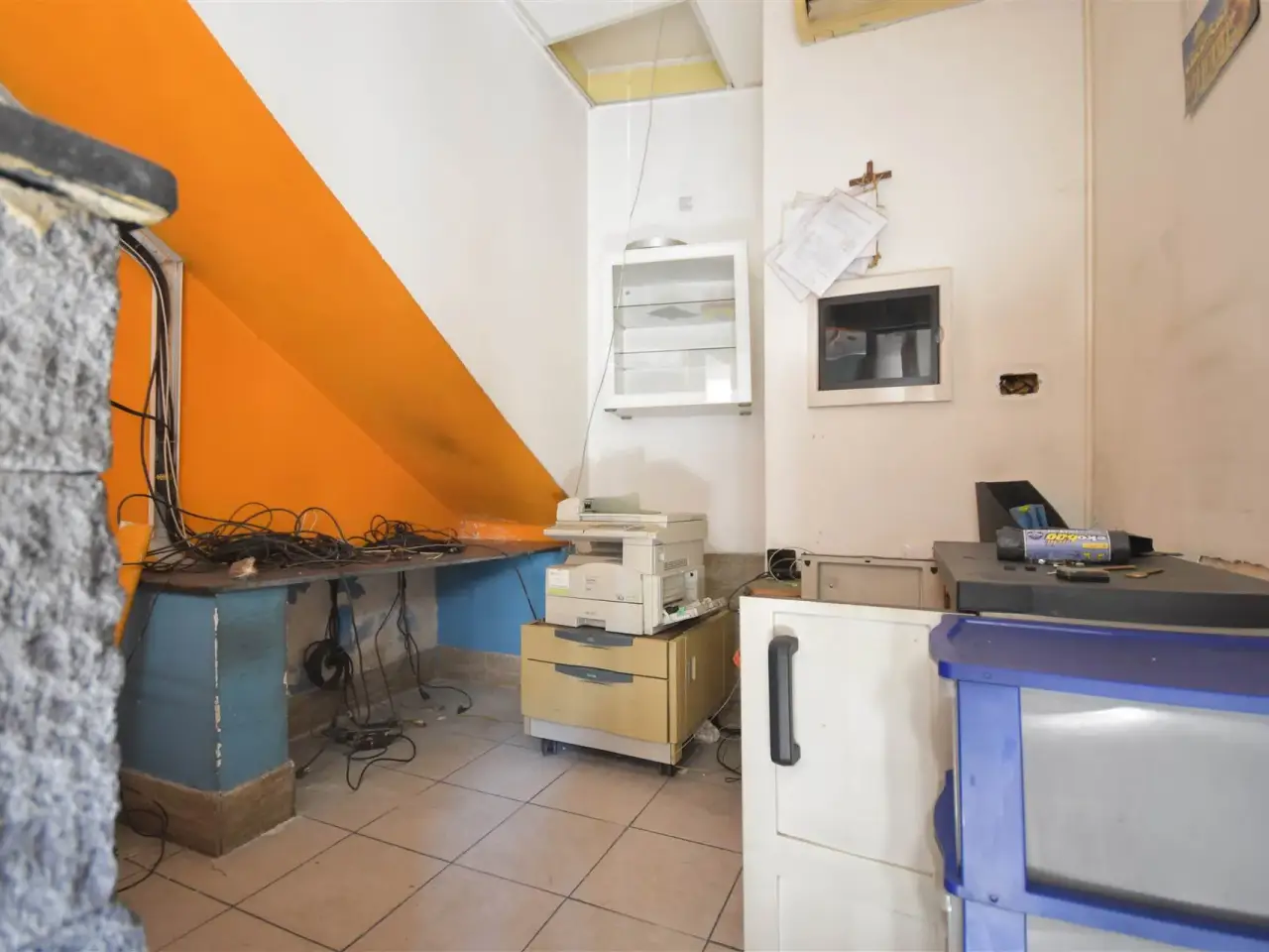 Negozio in Via della Montagna 9, Catania, {3} - Foto 1