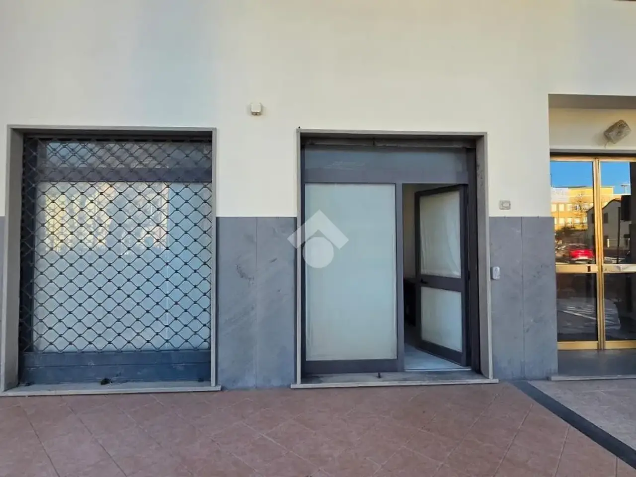 Negozio in Piazza Innocenzo IV, Lavagna, {3} - Foto 1