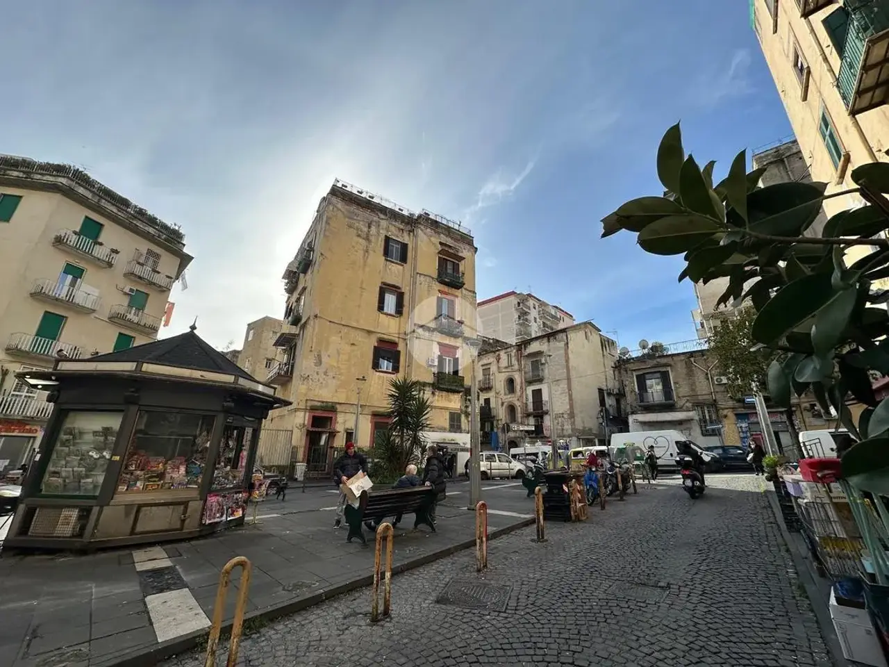 Negozio in Via Francesco Capocelatro 16, Napoli, {3} - Foto 2