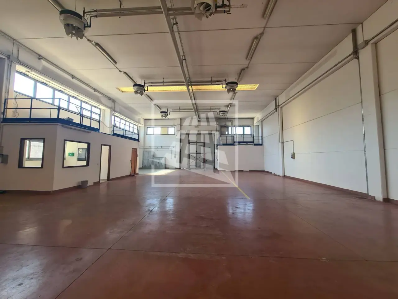 Capannone in Via Pietro Caliceti 15, Reggio nell'Emilia, {3} - Foto 1