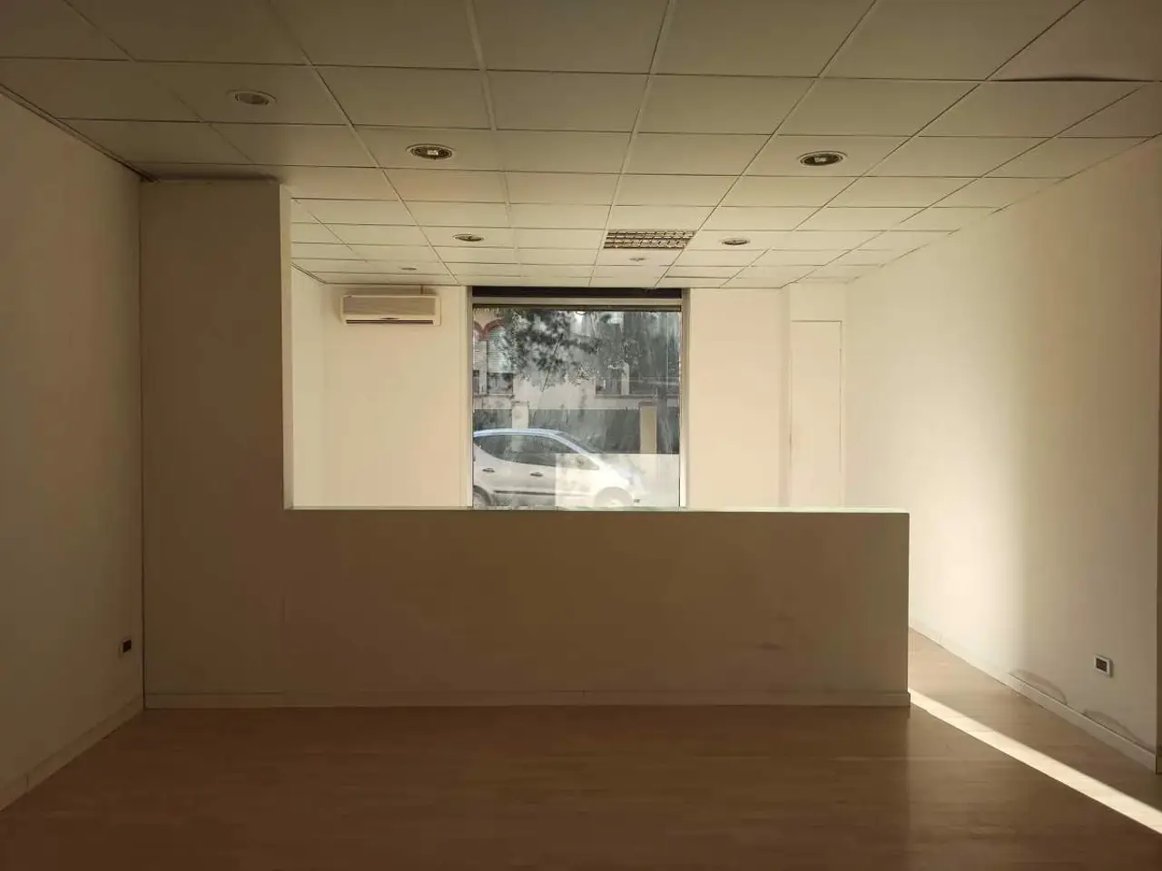 Negozio in Via Cagliari  143, Oristano, {3} - Foto 1