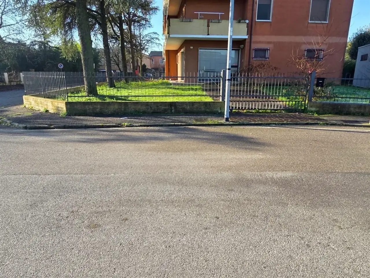 Negozio in Via Roma, Castellucchio, {3} - Foto 1
