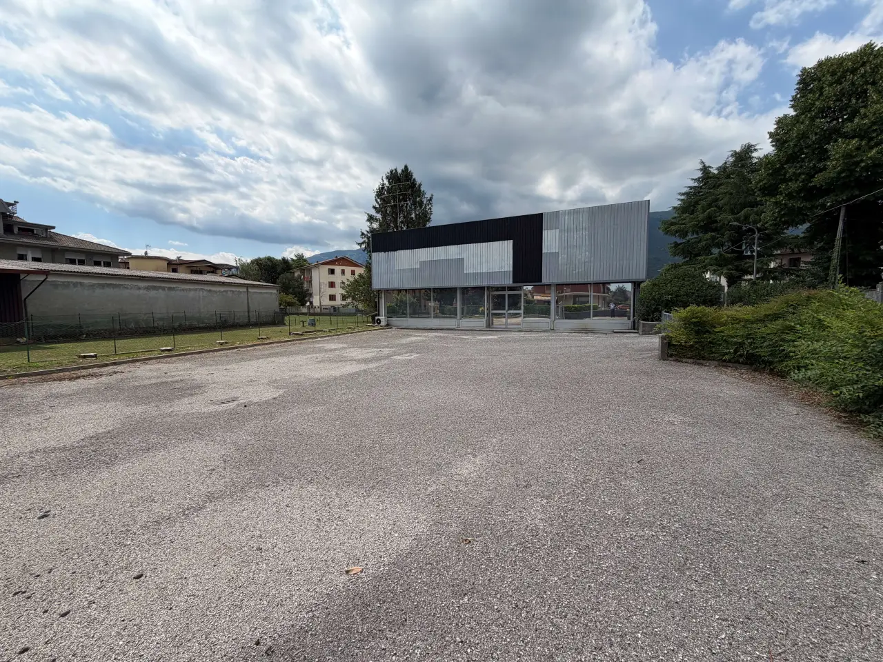 Negozio in Via Gildo  Grandi 3, Aviano, {3} - Foto 2