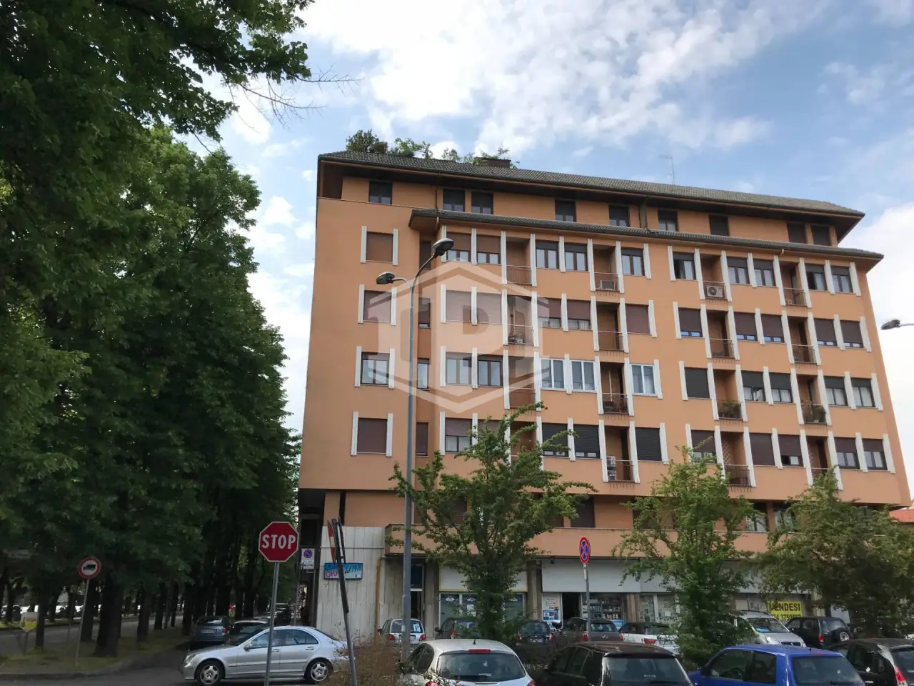 Ufficio in Viale Duca d'Aosta 15, Busto Arsizio, {3} - Foto 1