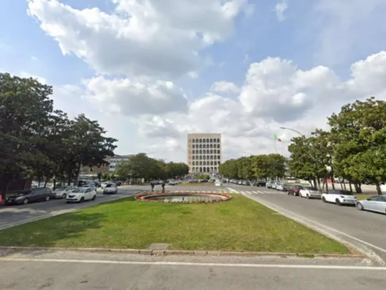 Negozio in Viale Europa , Roma, {3} - Foto 1