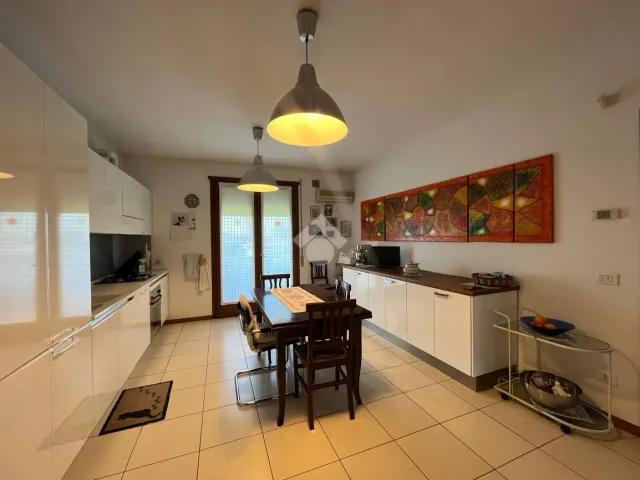 3-room flat in {3}, - Photo 1