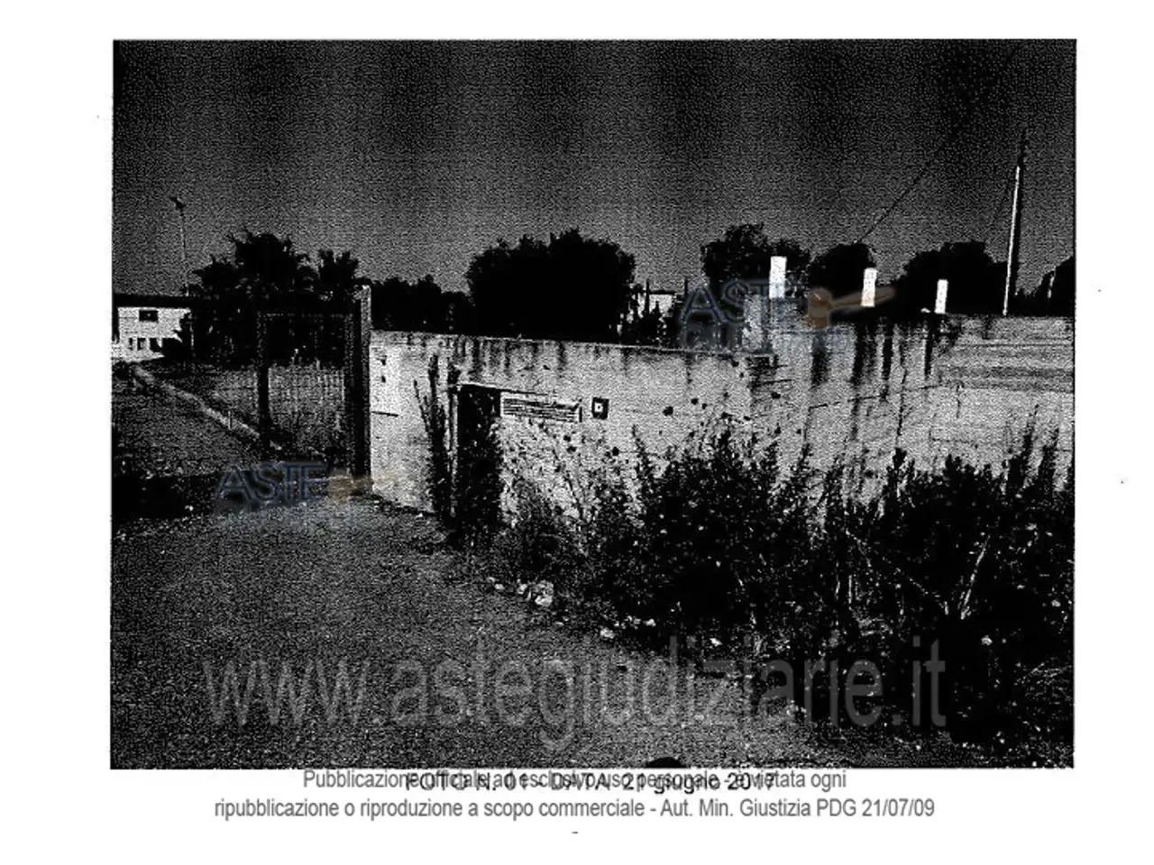 Fabbricato misto in S.S. 115 al Km. 1,75 115, Vittoria, {3} - Foto 1