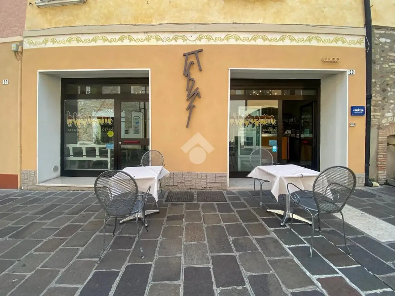 Negozio in Via Giuseppe di Vittorio 56, Desenzano del Garda, {3} - Foto 1