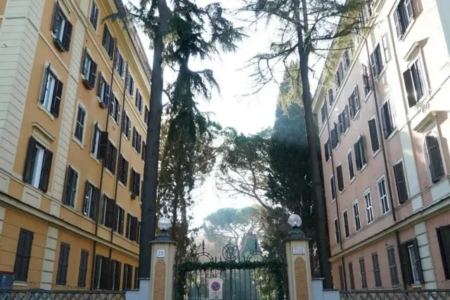 Trilocale in Viale del Vignola 73, Roma - Foto 1