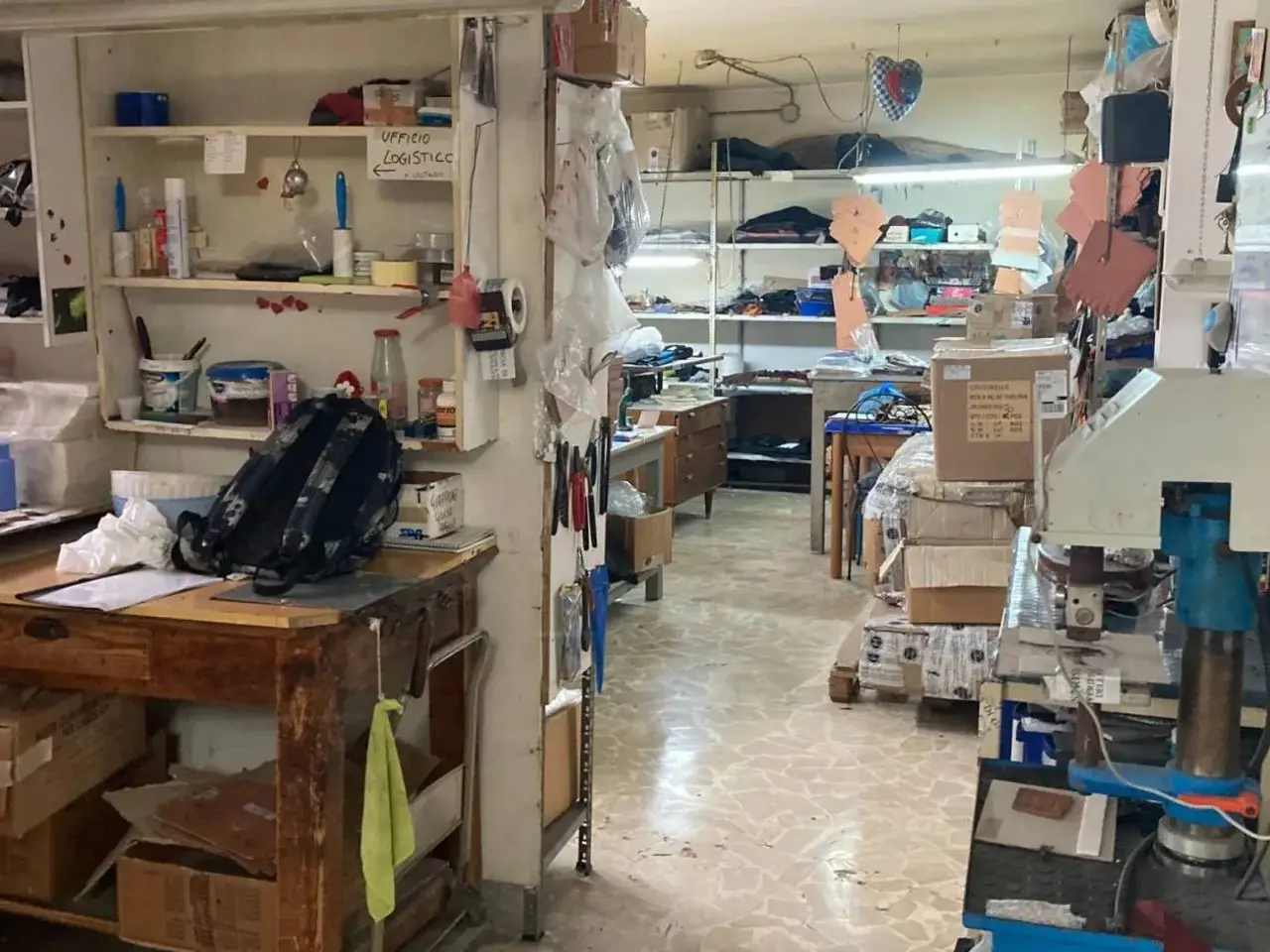 Magazzino in Corso Chiaiano 52 Napoli, Napoli, {3} - Foto 1