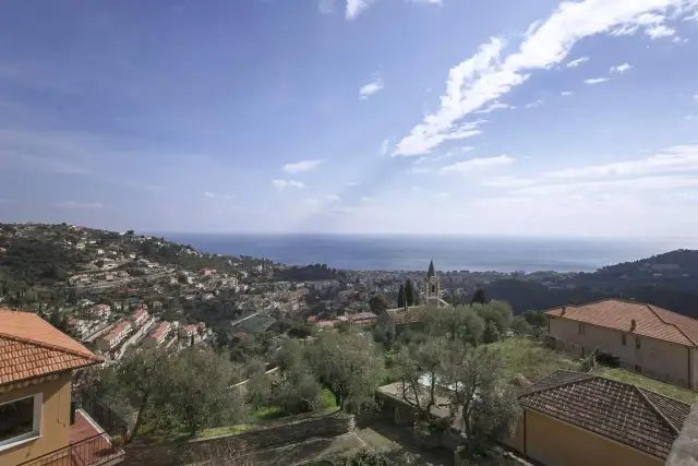 4-room flat, Alassio - Photo 1