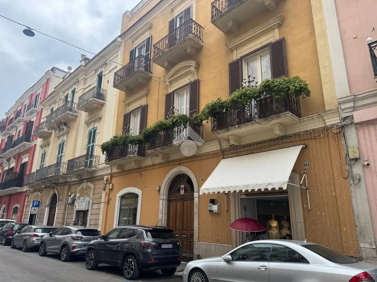 Negozio in Via Dante 120, Bari, {3} - Foto 2