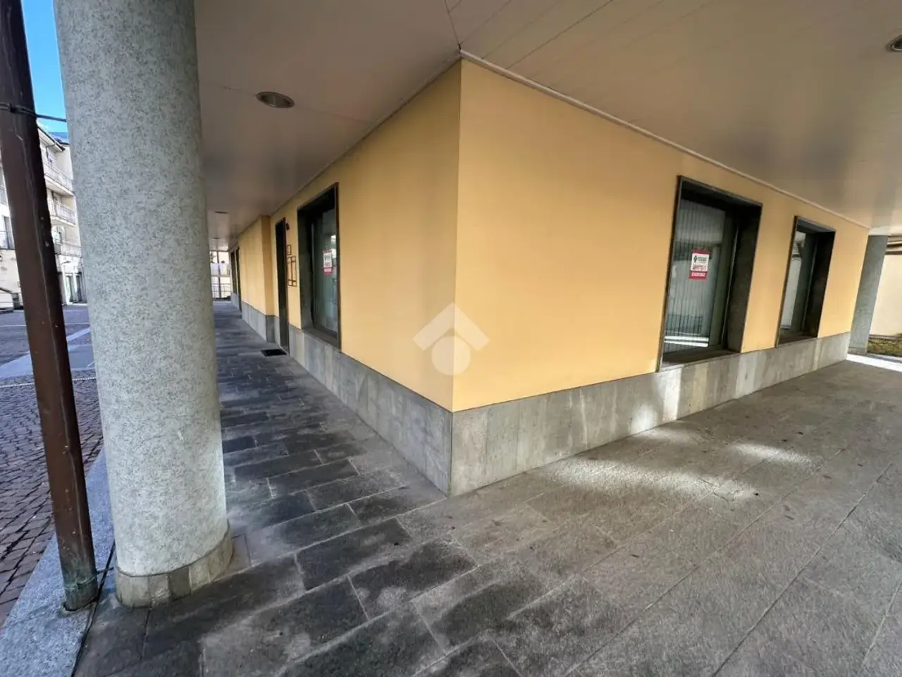 Ufficio in Via Trieste 10, Sondrio, {3} - Foto 1