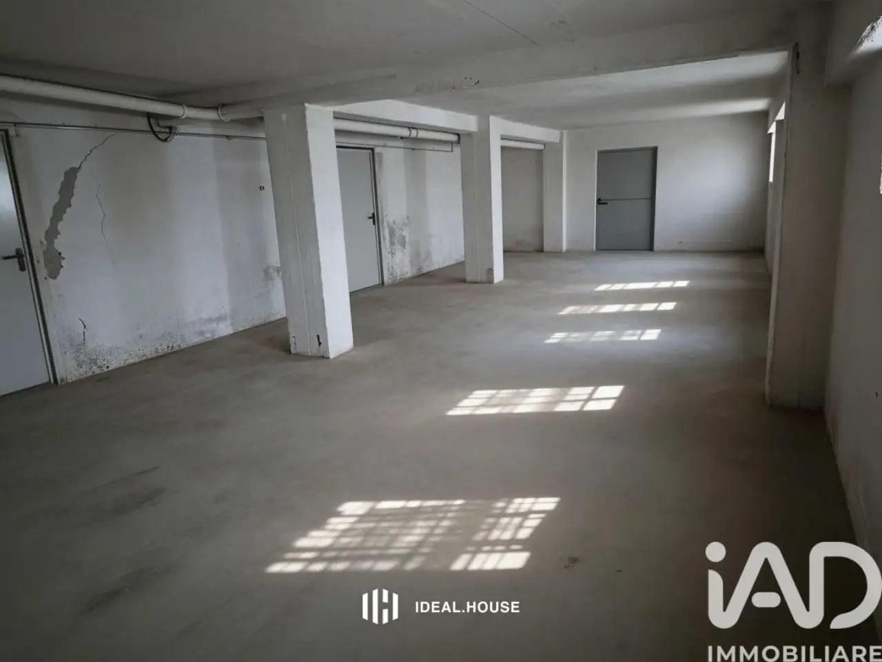 Magazzino in Via Alcide De Gasperi 19, Porto Recanati, {3} - Foto 2