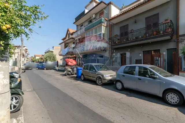 Casa indipendente in Stradale Cravone 36, Catania - Foto 1