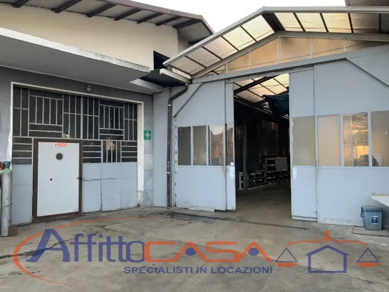 Capannone in , Carmagnola, {3} - Foto 1