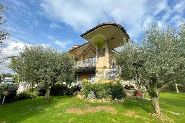 Villa in Via Marsala,2, Lonato del Garda - Foto 1