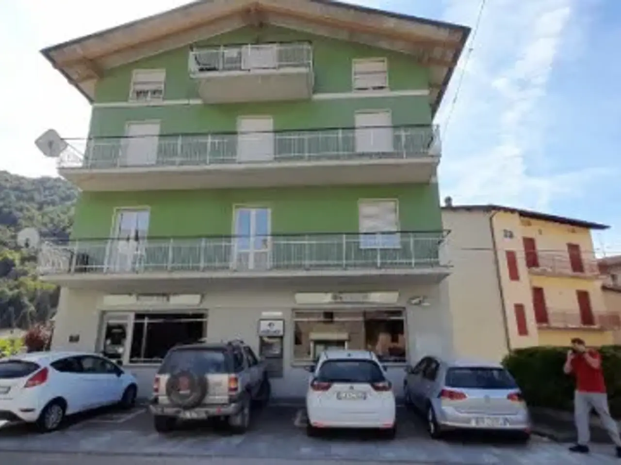 Negozio in Via Val d'Enza, Vetto, {3} - Foto 1