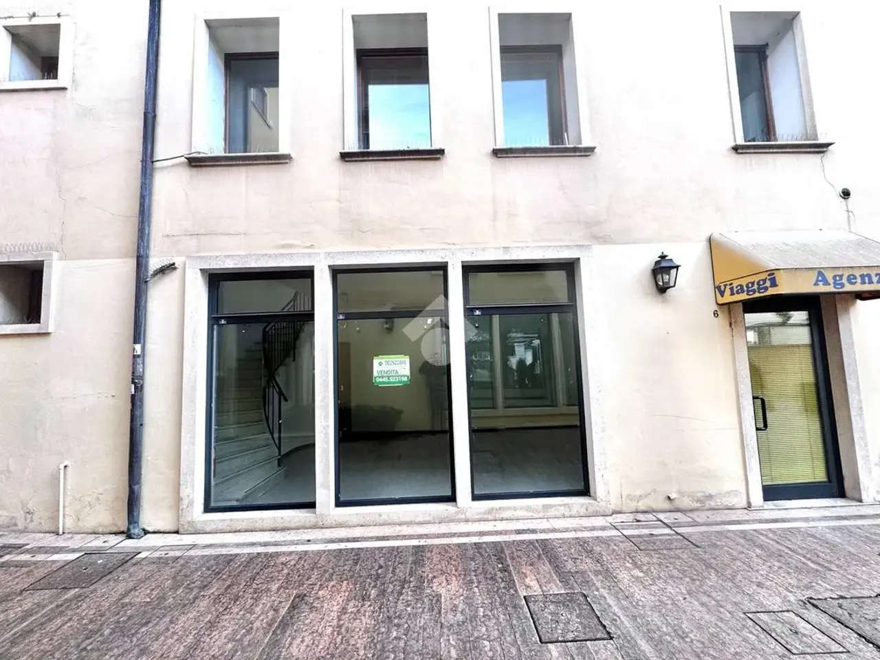 Negozio in Piazza Rossi 16, Schio, {3} - Foto 1