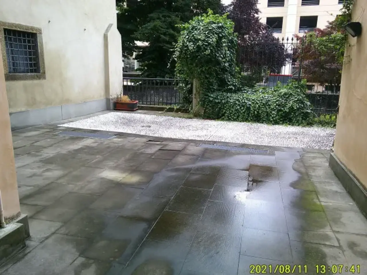 Abbigliamento in , Bergamo, {3} - Foto 2
