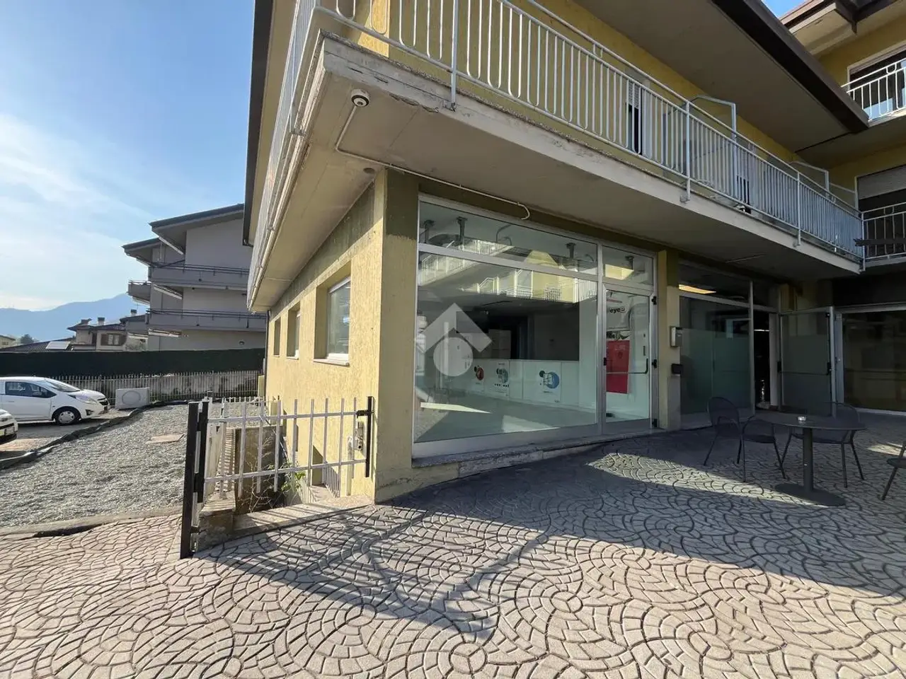 Negozio in Via Stelvio 75, Poggiridenti, {3} - Foto 1