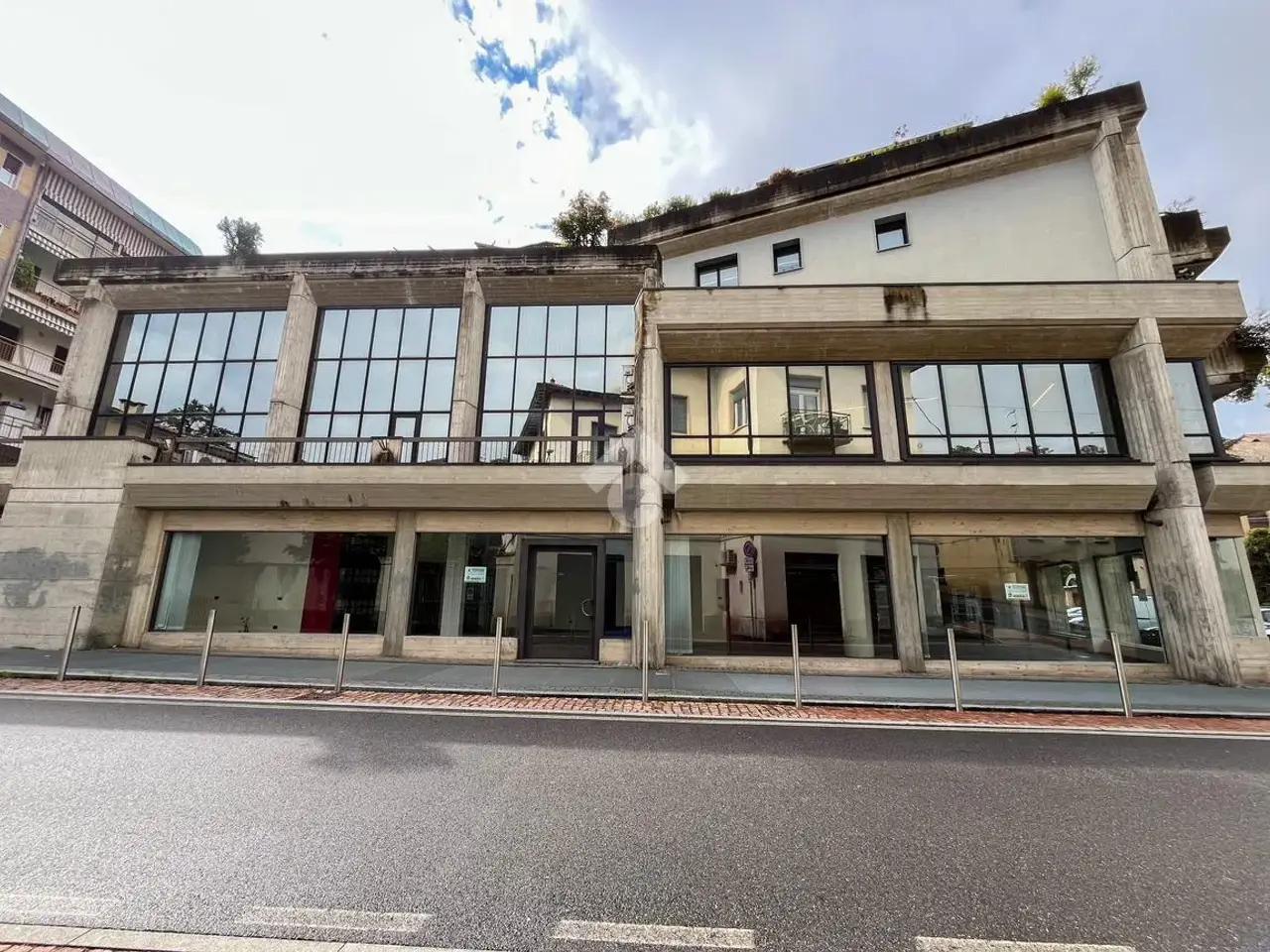Negozio in Via De Cristoforis 12, Varese, {3} - Foto 1