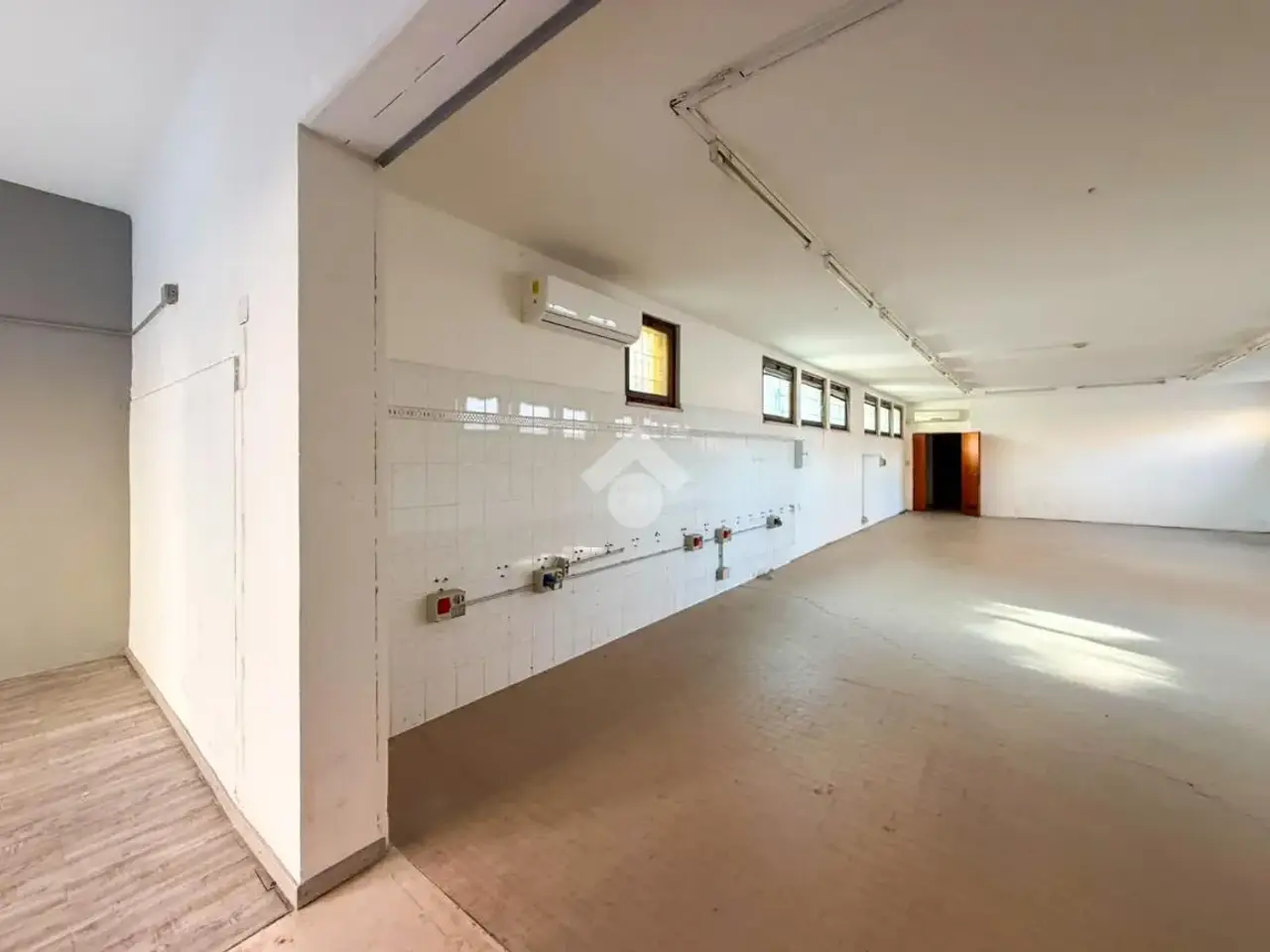 Negozio in Via Giuseppe Mazzini 89, Codogno, {3} - Foto 2
