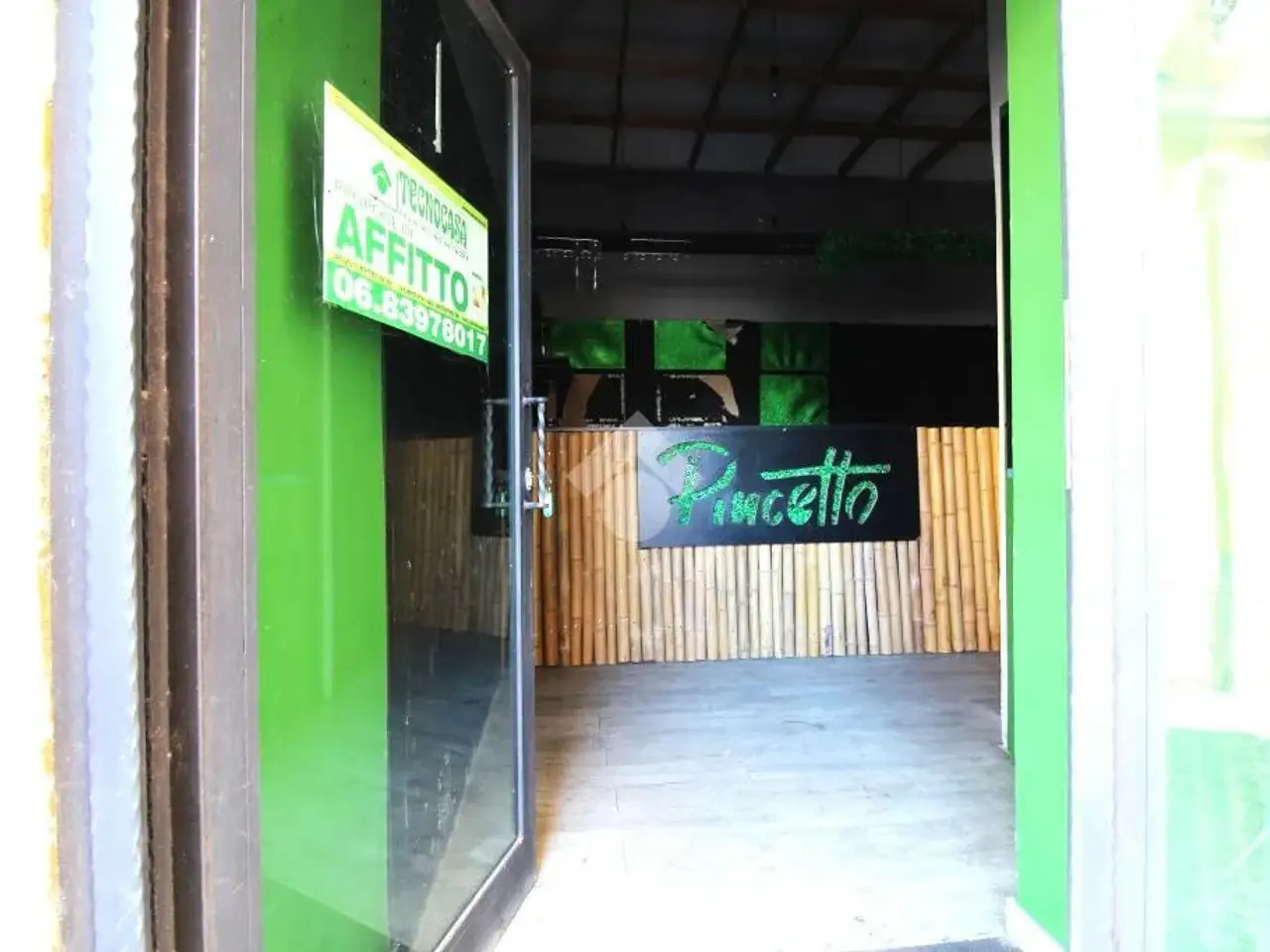 Negozio in Via Via Nazario 1, Monterotondo, {3} - Foto 2