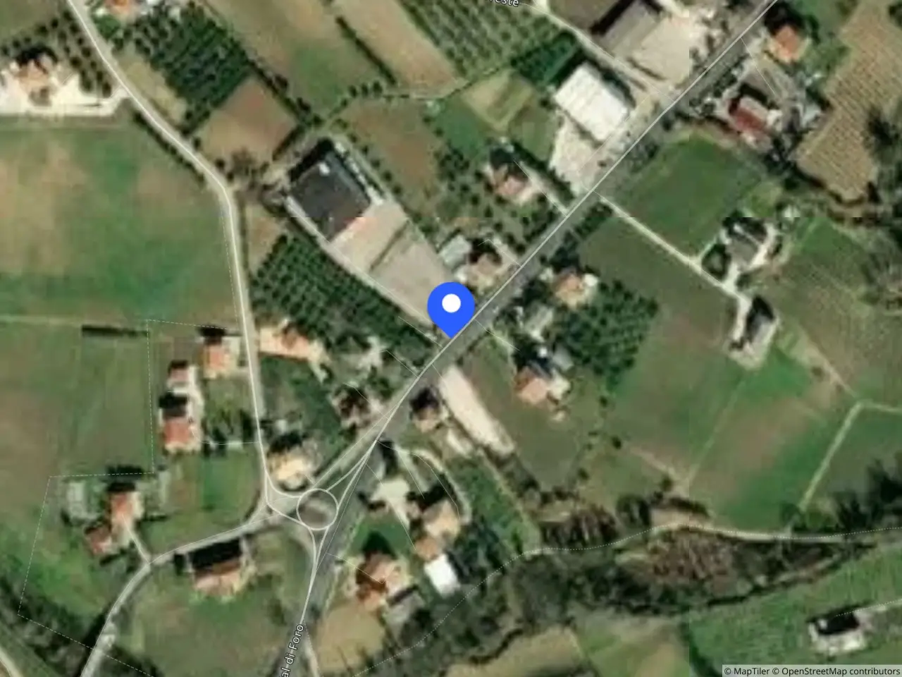 Fabbricato misto in Contrada Foreste, Frazione Serepenne 53 53, Miglianico, {3} - Foto 1