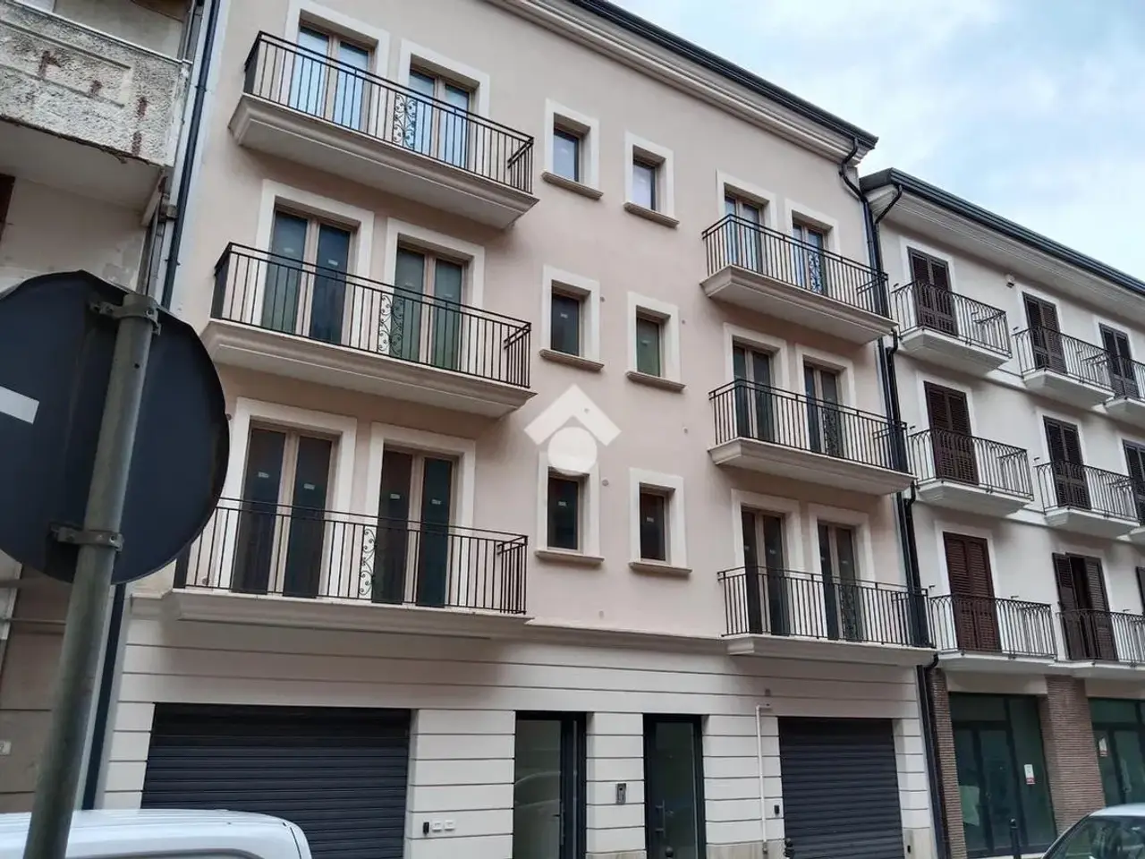 Negozio in Via Cammarota, Atripalda, {3} - Foto 1