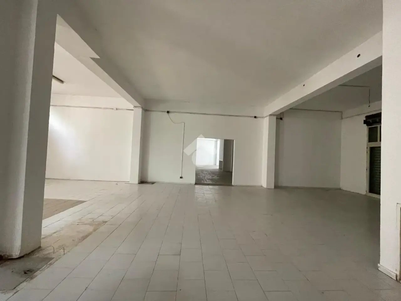 Laboratorio in Via Piave 62, Cagliari, {3} - Foto 2