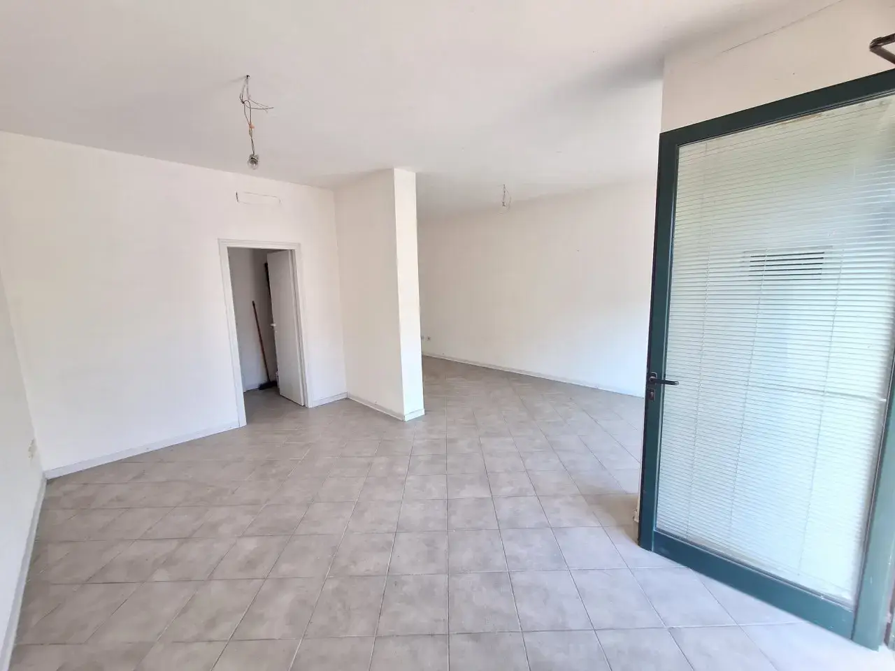 Negozio in Via Cesare Beccaria 132, Venezia, {3} - Foto 2