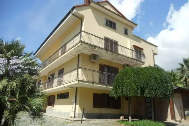 Villa in Via Caterina Molinaro, Lamezia Terme - Foto 1