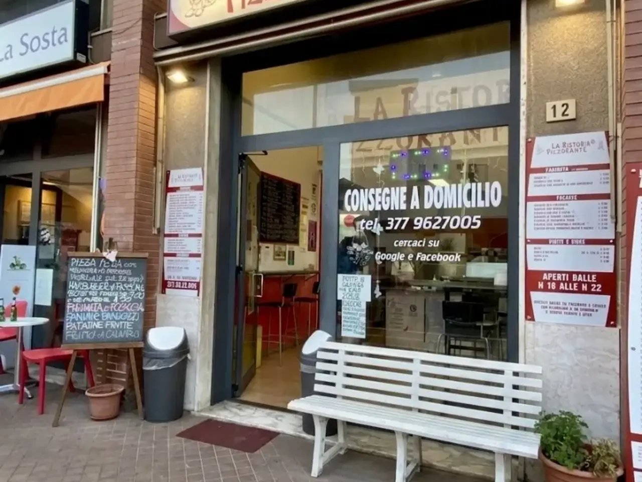 Esercizio commerciale in Via Romana 12, Ceriale, {3} - Foto 1