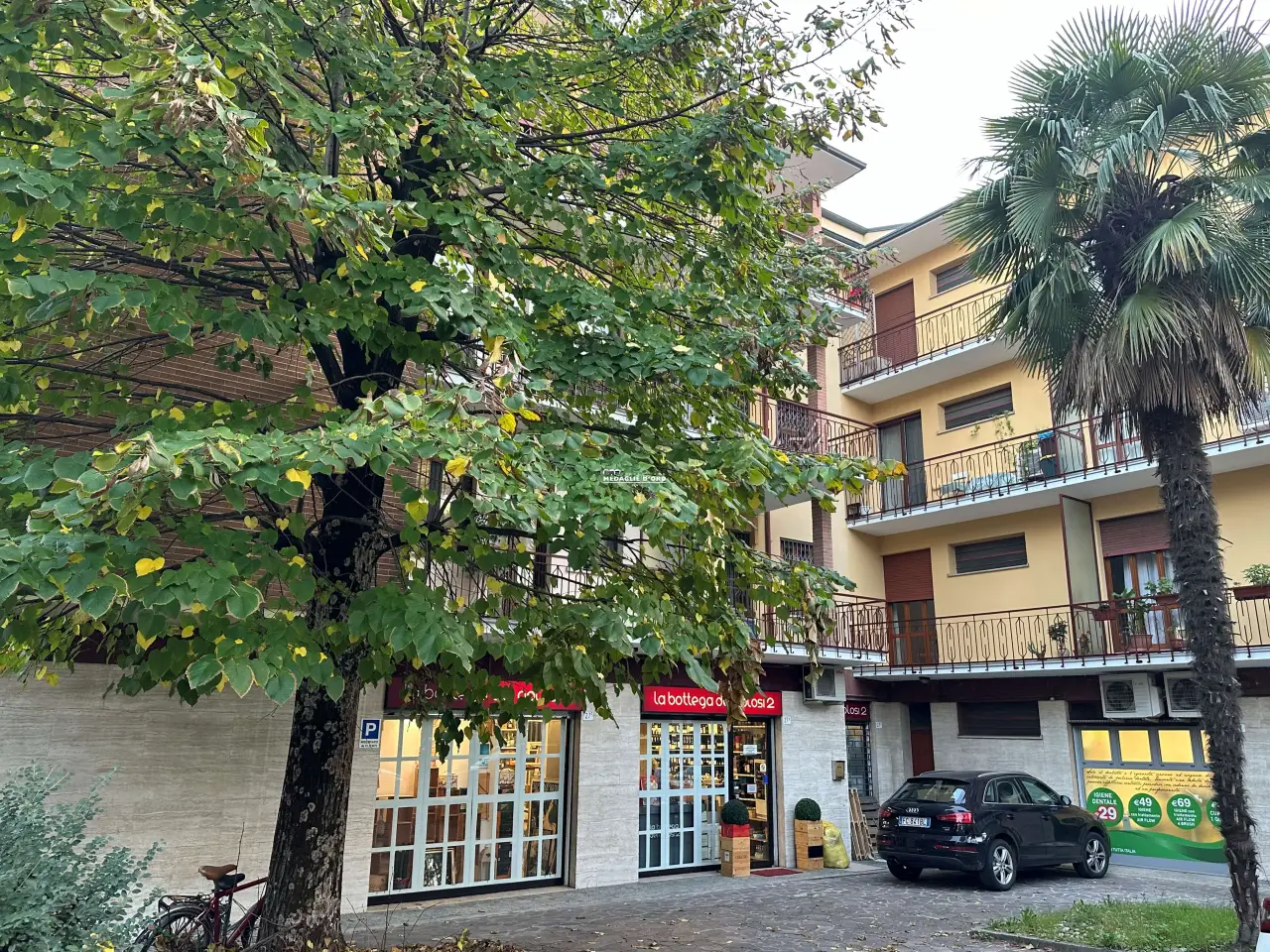Negozio in Ad.Ze Via Guarino Guarini , Modena, {3} - Foto 1