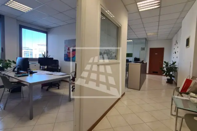 insertion image