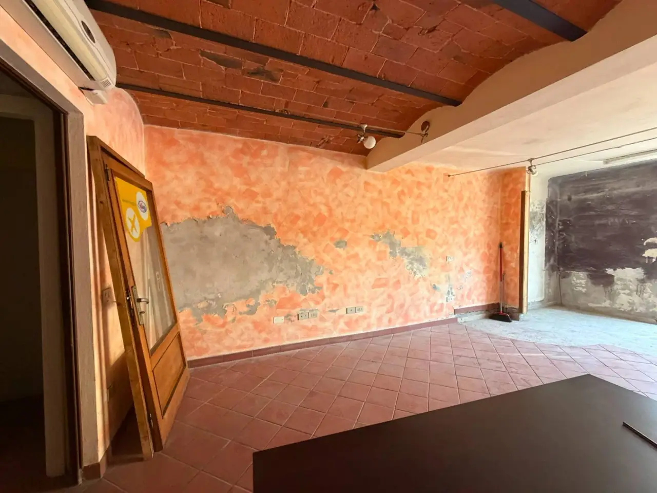 Esercizio commerciale in Via Toscoromagnola 700, Cascina, {3} - Foto 1