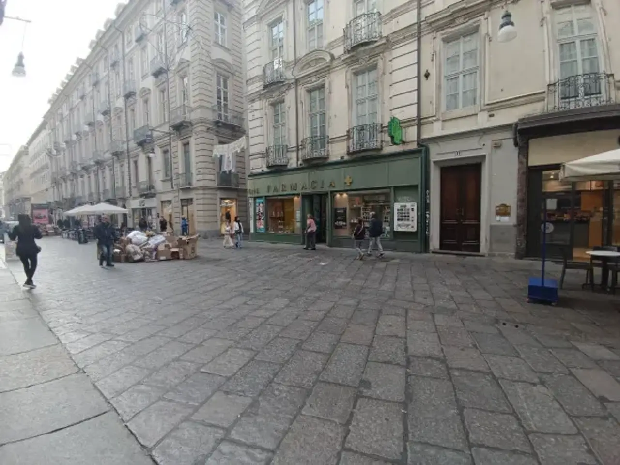 Negozio in Via Giuseppe Garibaldi 11, Torino, {3} - Foto 2