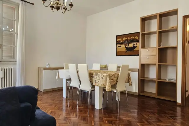 2-room flat in Via Roma, Reggio nell'Emilia - Photo 1