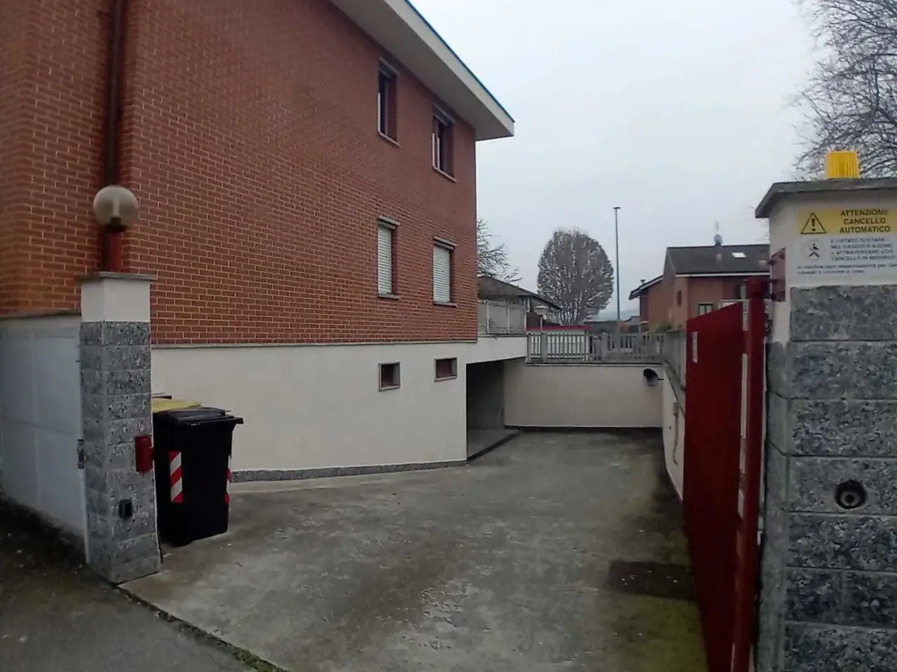 Parcheggio chiuso in Via Goito 55, Settimo Torinese, {3} - Foto 2