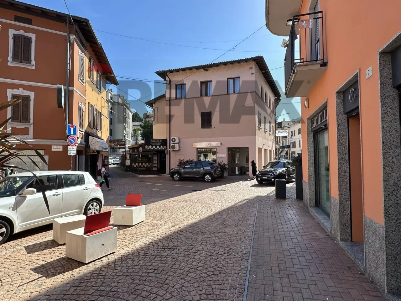 Negozio in Via Carlo Moalli 2, Lavena Ponte Tresa, {3} - Foto 2