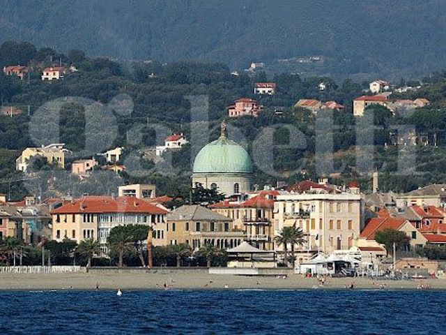 Bilocale in Via del Cantau, Albisola Superiore - Foto 1