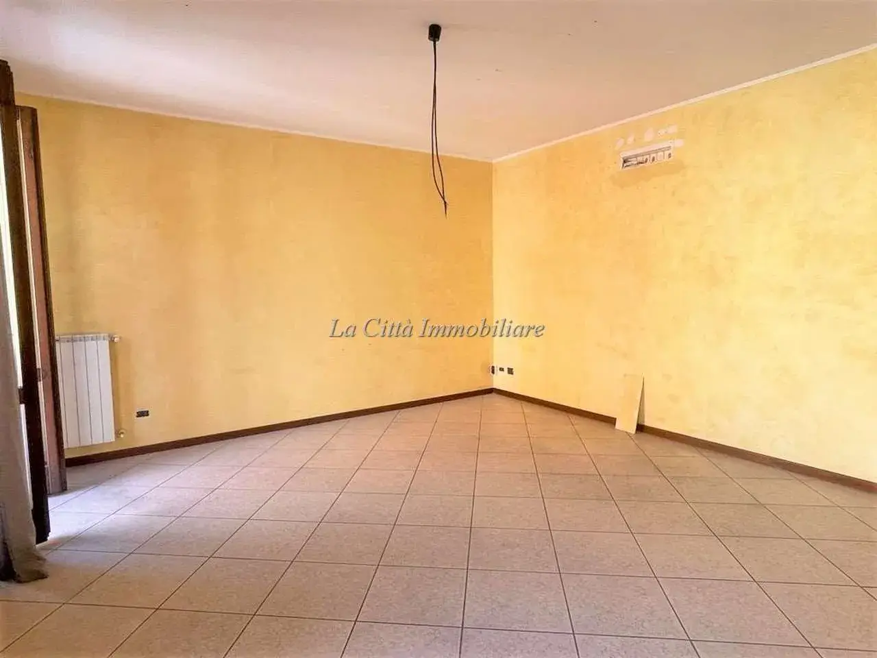 Ufficio in , Galliate, {3} - Foto 2