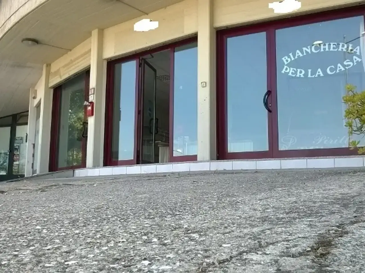 Palazzina commerciale in , Monteprandone, {3} - Foto 2