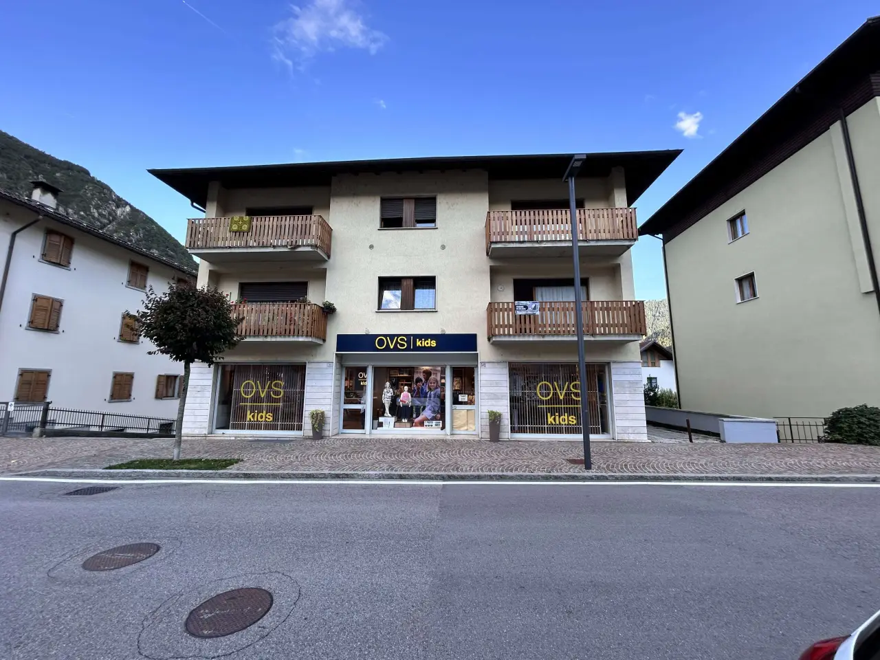 Negozio in , Tione Di Trento, {3} - Foto 2