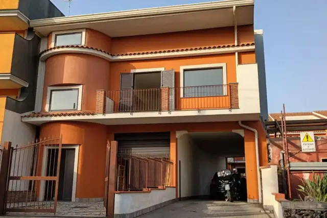 Villa a schiera in Via Torretta, Acireale - Foto 1