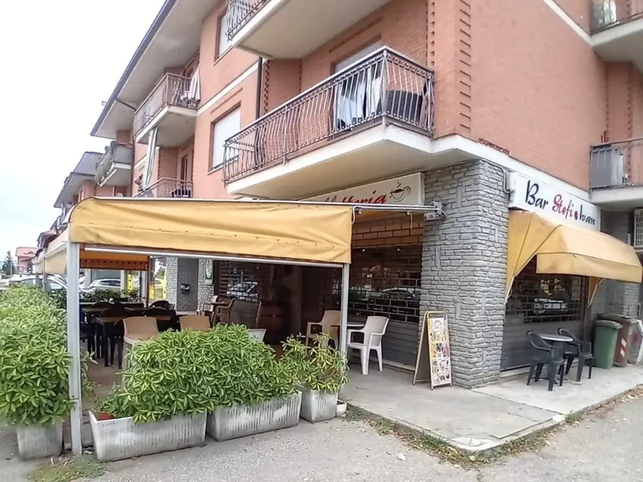 Bar in Via Piana Gallo  16, Grinzane Cavour, {3} - Foto 1