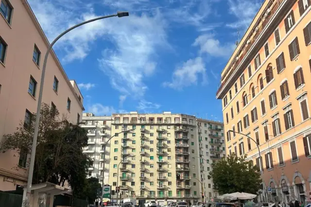 Boxen in Piazza dell'Alberone, Roma - Foto 1